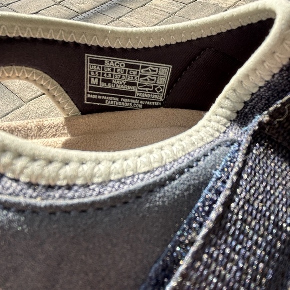 Earth Origins Navy and Cream Women's Sandals - Picture 6 of 6